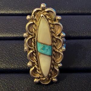 Vintage Navajo Sterling Silver Turquoise And Mother-Of-Pearl Ring Size 8